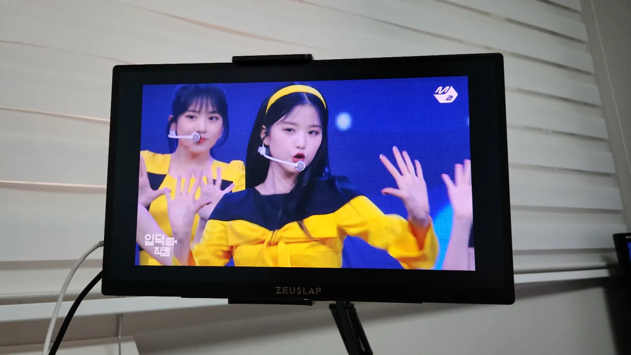 image.png [Ali] Màn hình di động Zeus Lab HM16+ mẫu mới và hơn thế nữa (169.281 KRW) (Miễn phí)