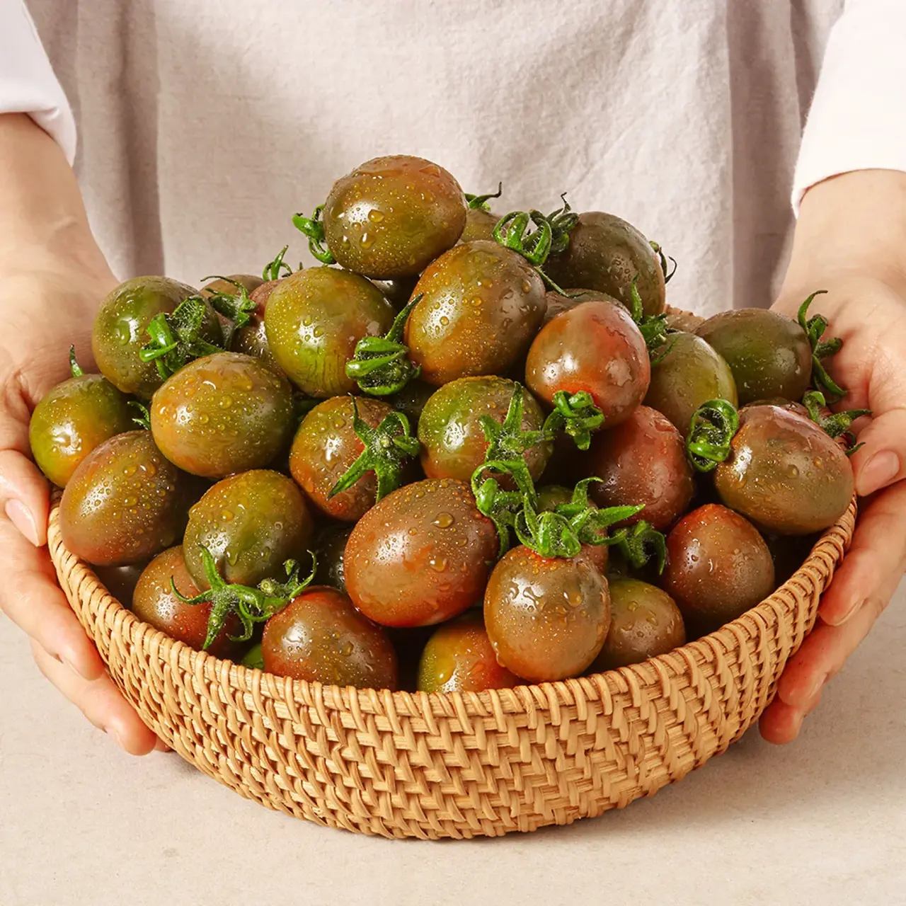 다운로드 (4).webp [카카오] 대저 흑대추 방울토마토 1kg (11,800원) (무료)