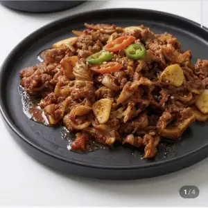 오돌뼈 300g x 2개 닭갈비 300g x 1개