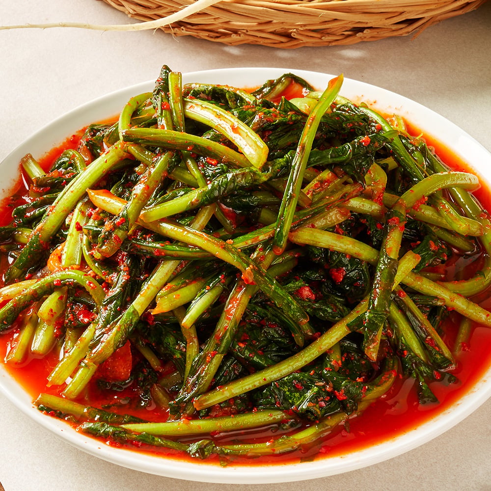 Matjanggun Yeolradish Kimchi, 2kg, 1 gói